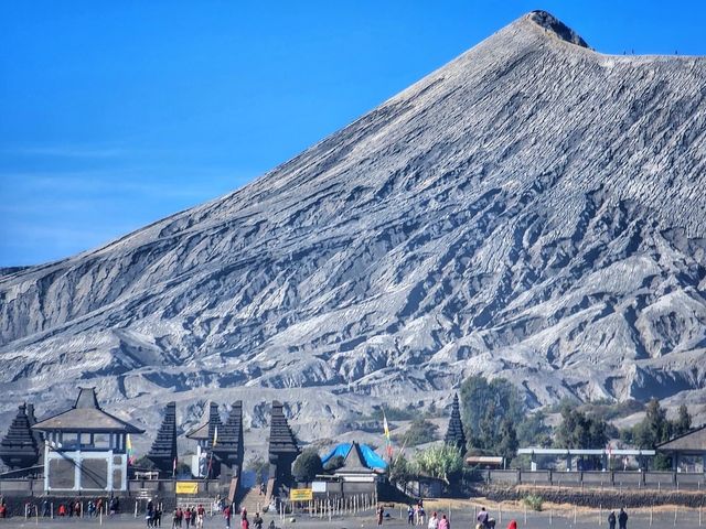 Mount Bromo in Indonesia 🚗🚗🚗  