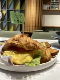 台式小店小茶角：口碑佳，牛角包和意粉系列受歡迎