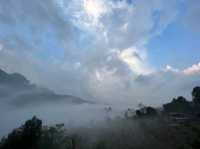 หนาวนี้กอดใคร