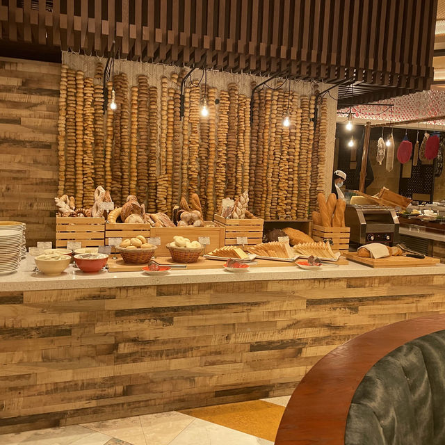 【澳門上葡京酒店】生日之旅，自助山食物種類多