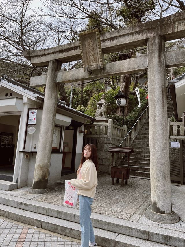 고베의 풍경을 담은 여행 필수 코스 신사⛩️