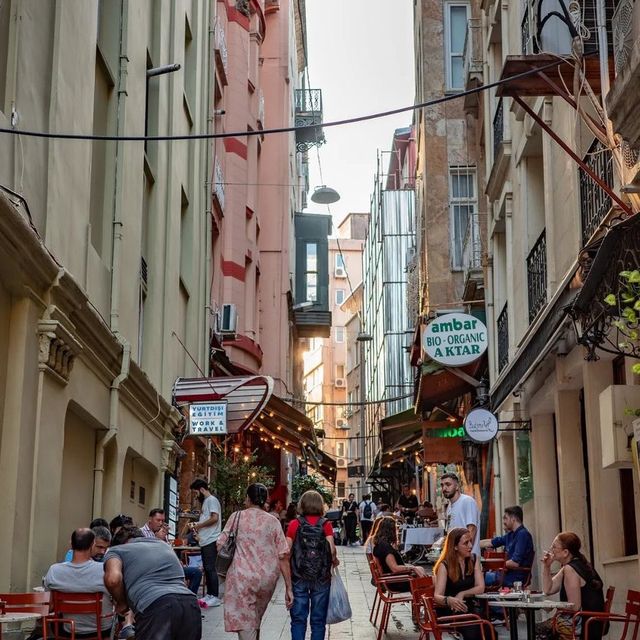 Istiklal Street 🇹🇷 Istiklal Caddesi
