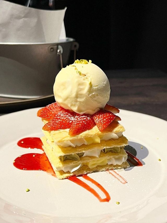 【福岡カフェ】小倉で大人気のカフェダイニングでおいしいスイーツを