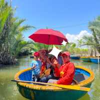 Hoi An ล่องเรือกระด้ง