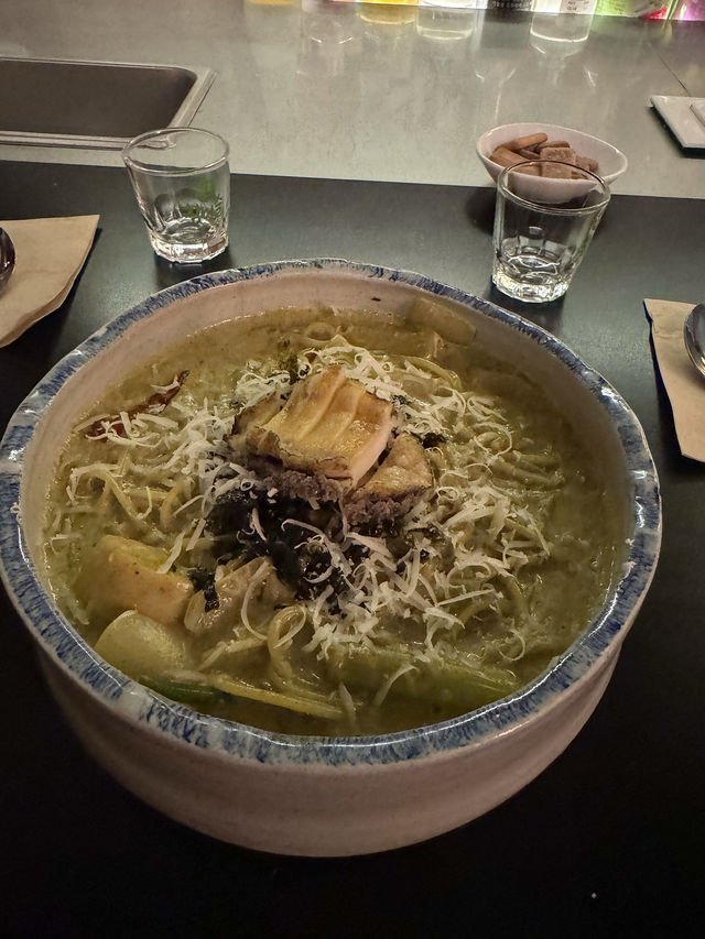 교동에서 파스타를 너무나도 맛있게 먹은 곳이에요 >< 