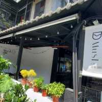 Must Cafe 必要咖啡