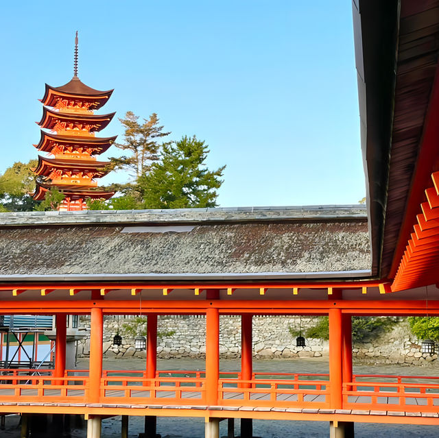 【厳島神社/広島県】海上の神秘的な光景