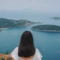 ชมวิวทะเลภูเก็ตที่  ผาหินดำ