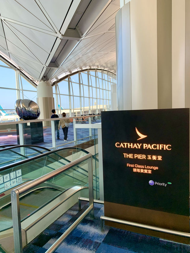 香港　香港観光　香港空港THE PIER  First Class Loungeは最高だぞ！