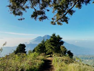 Ascent Travel Prau G. Patakbanteng