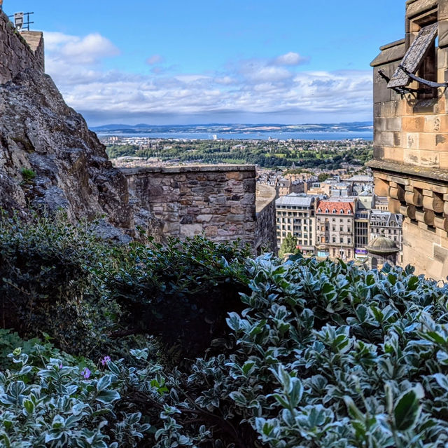 Unveil Scotland’s Legacy at Edinburgh Castle!