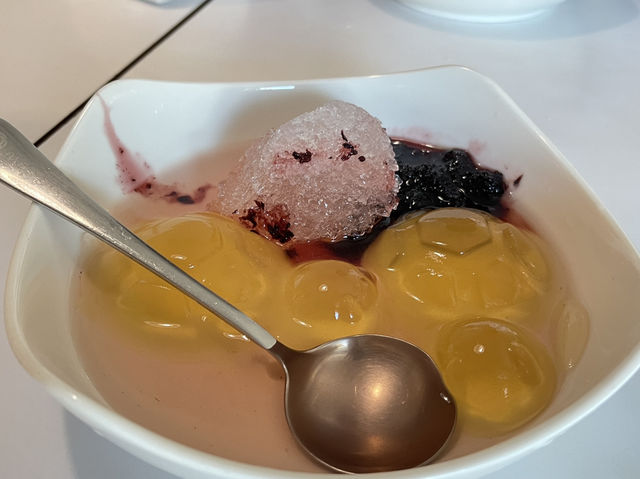屏東琉球 拍照打卡的網紅店 小本愛玉 小琉球旗艦店