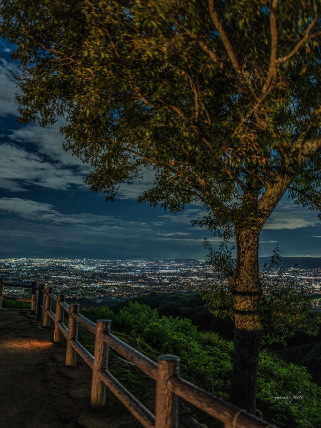 秋の連休はここに決まり！！夜景スポット奈良県1番💫若草山展望台 3箇所花火大会が一気に見れる！