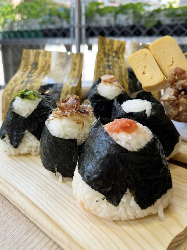 【福岡グルメ】お米にこだわった具だくさんおにぎり専門店🍙