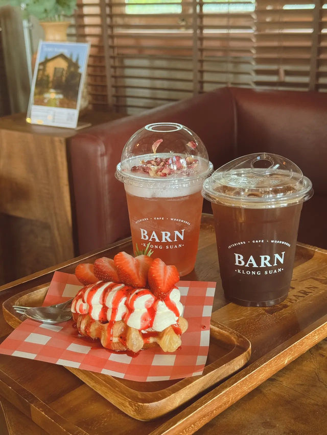 Barn Klongsuan 🛖🌲🇨🇦 บาร์นคลองสวนคาเฟ่โรงนา