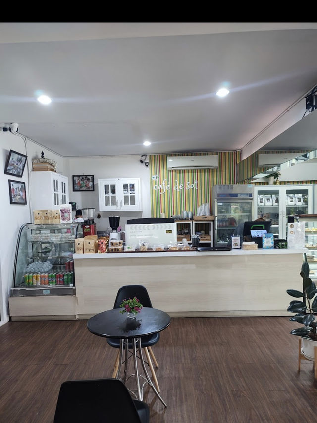 📍Cafe de Sot ร้านกาแฟที่เงียบที่สุด