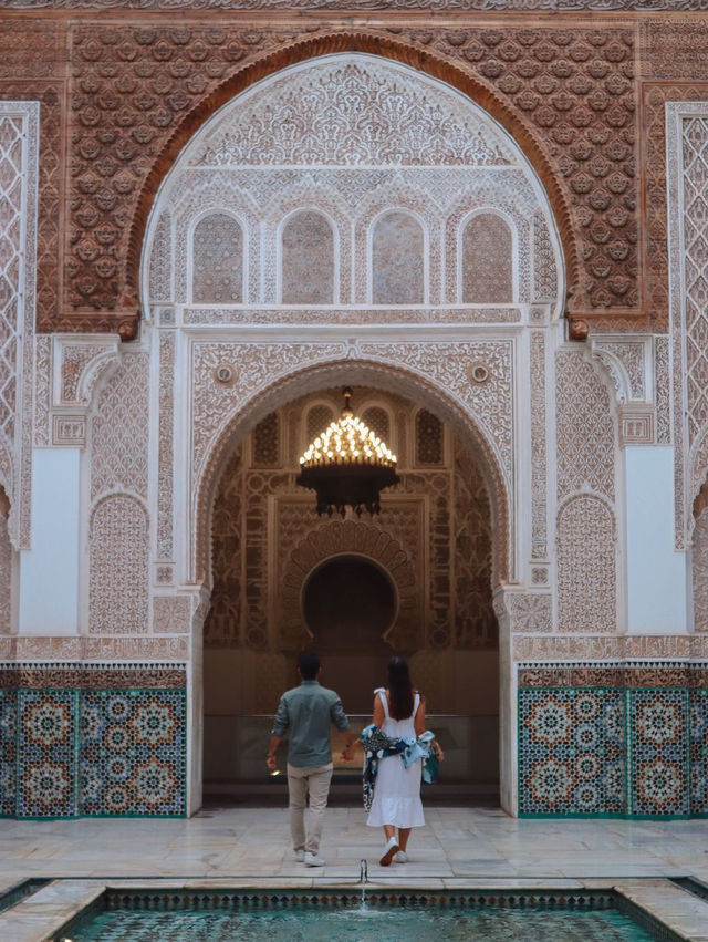 나의 마라케시 방문은 활기차고 문화적으로 풍부한 경험이었습니다! 🇲🇦🌴 