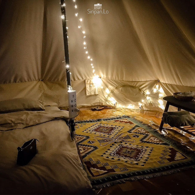 Cafe & Glamping