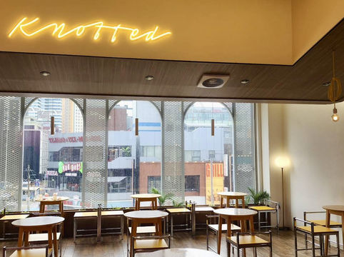 韓國釜山 少女心炸裂的咖啡店 Cafe Knotted 海雲臺 노티드 부산 해운대