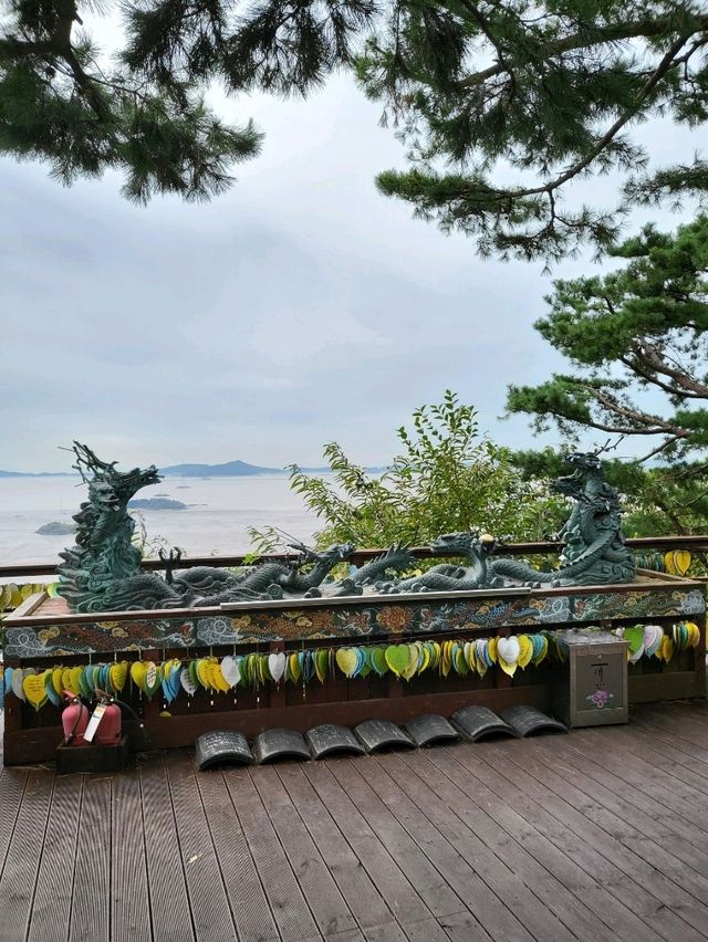서해바다를 완벽하게 조망하는 강화군 보문사