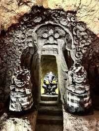 ร้านอาหารใต้ดิน 20 ที่นั่ง🗿ในถ้ำอายุกว่า 25,000 ปี