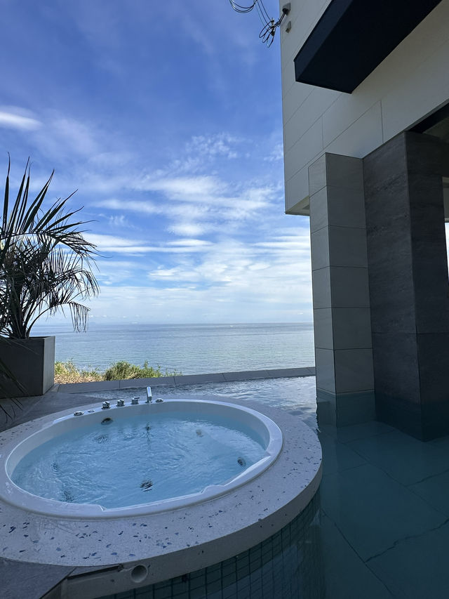 【兵庫県 淡路島】 インフィニティプールにジャグジーも！KONA RESORT AWAJI KAIで過ごす最高の休日