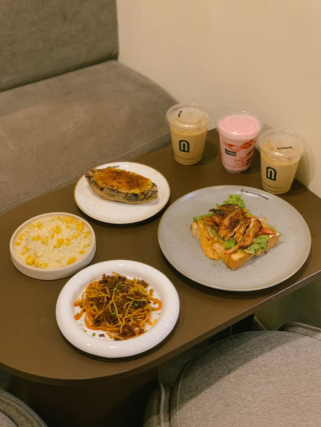 Noma Cafe All day & Night