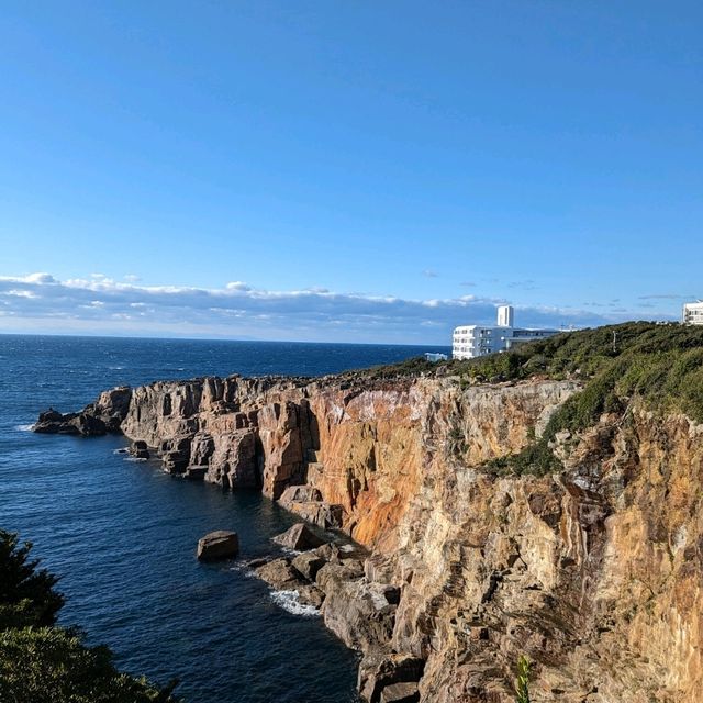 【和歌山県】三段壁〜自然の迫力を堪能〜