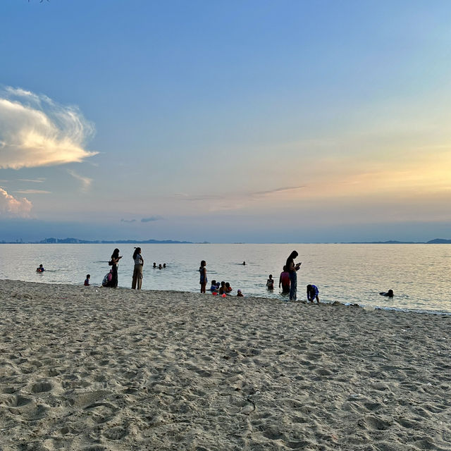 SUNSET vibe! หาดบางแสน วันอังคาร