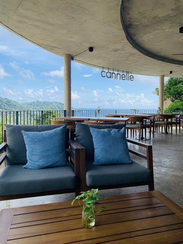 คาเฟ่บนเขากับวิวทะเล ที่ Cannelle Bakery & Co ภูเก็