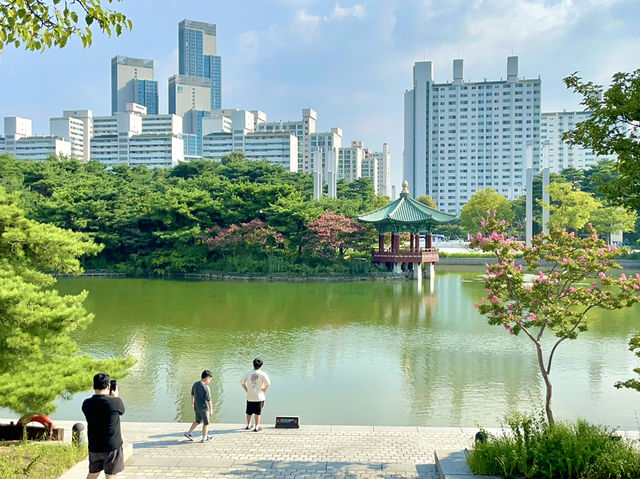 A deep dive into Korea’s rich history and culture 👫😎❤️