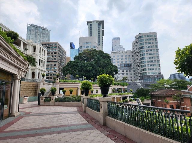 [🇭🇰香港] 尖沙咀で訪れるべき観光スポット3選 – Heritage 1881、Harbour City、重慶大厦