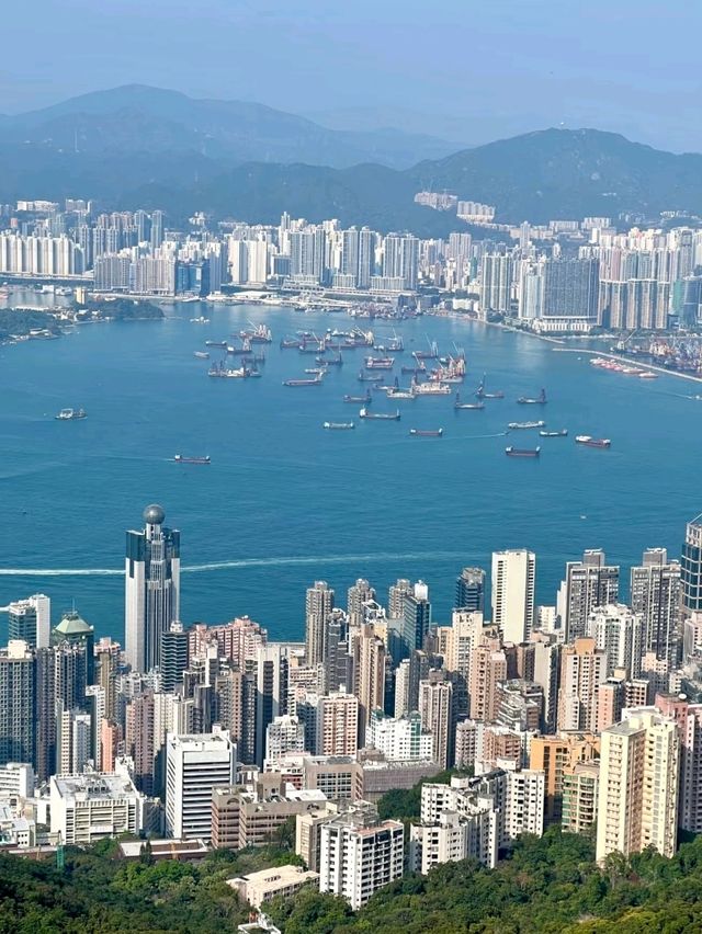 Visiting Victoria Peak: Tips for a Smooth Experience