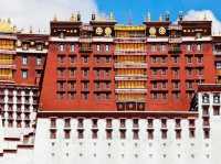 Discover the Magestic Potala Palace in Lhasa, Tibet