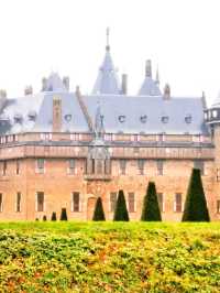 Strolling to History: A Sustainable Journey to Castle de Haar