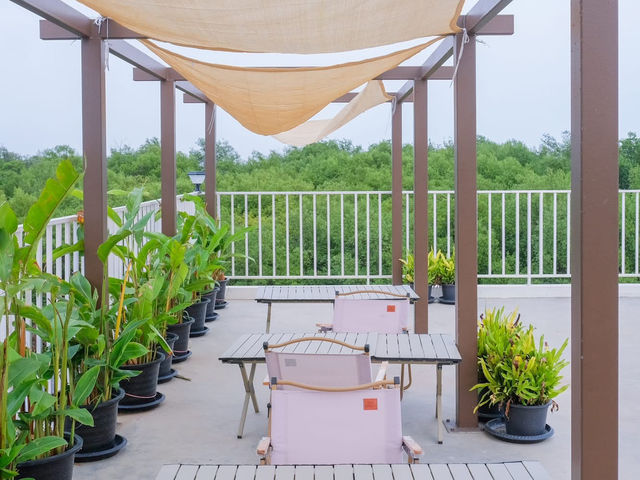 📍 บ้านชายเล บางปู - Baan Shine Lay 🌳🍰☕️