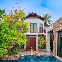 วิลล่า สไตล์ Tropical ริมทะเล ขนอม