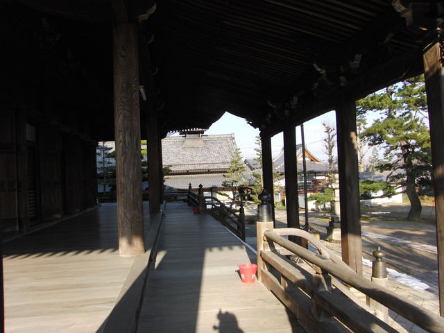 静けさに包まれた“湖東の小京都” 百済寺で心落ち着くひとときを♪