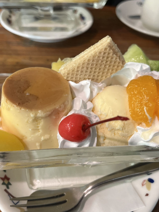 昭和レトロな空間でほっとひと息。「喫茶スワサロン」で感じる郡上八幡のやさしい時間