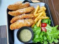 คาเฟ่ & ร้านอาหาร น่าแวะ พักรถ #เขาย้อย จ.เพชรบุรี