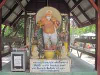 Wat Bang Phra วัดบางพระ (หลวงพ่อเปิ่น)