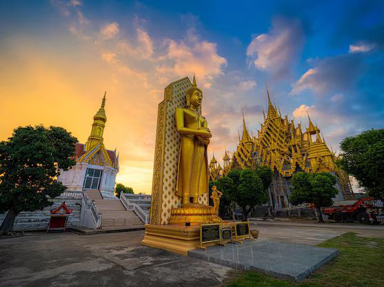 🚂🌊 PHITSANULOK WEEKEND ESCAPE: Where River Temples & Hidden Waterfalls Collide! 