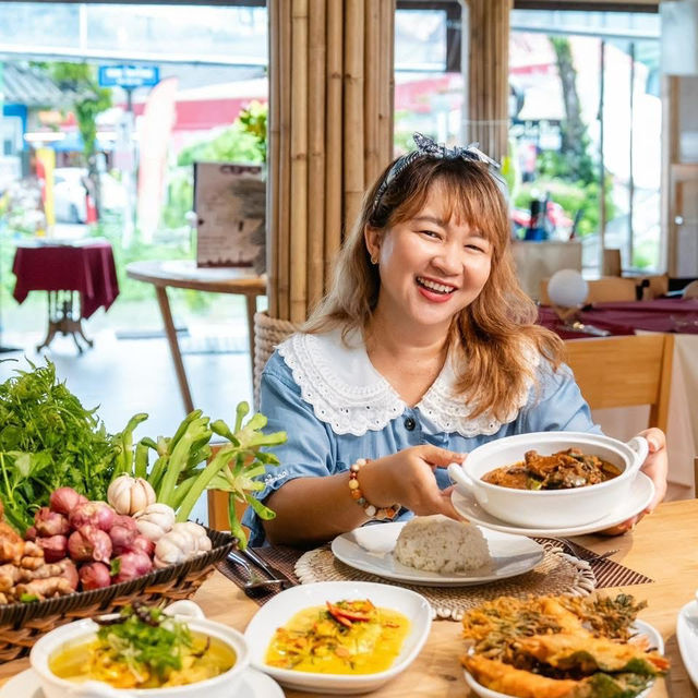 ร้านอาหารทะเลเขาหลัก 🦐