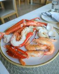 鮮甜龍蝦蟹腳慶生buffet