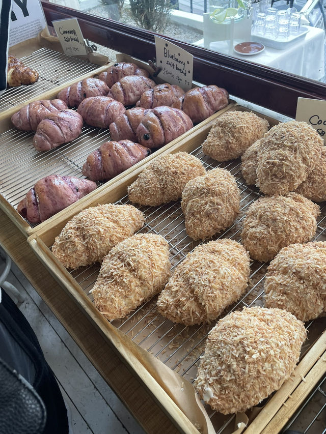 🇰🇷ソウル📍安国駅すぐ！大人気ベーカリーカフェ🥖「ARTIST BAKERY」✨