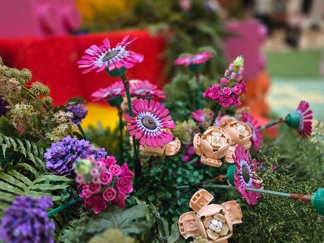進入Lego的花花世界
