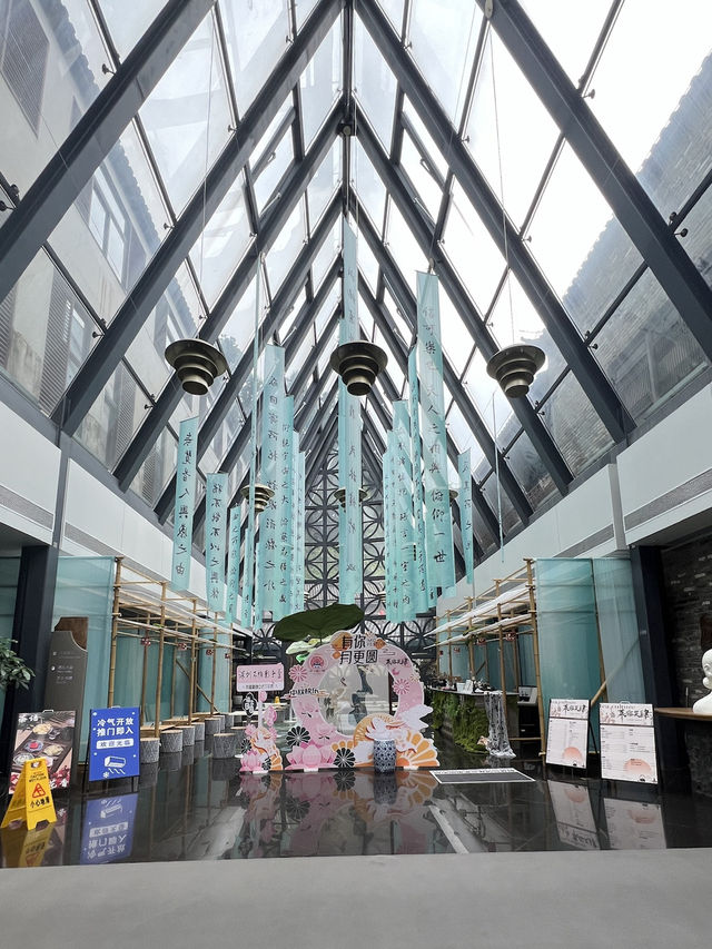 ｛深圳｝ 在一個充滿古色古的小鎮正中央的酒店 - 「甘坑古鎮南香樓藝術酒店」