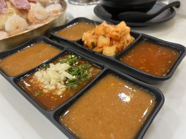 ตี๋น้อย บาร์บีคิว เลียบด่วน