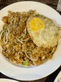 Authentic Vietnamise Food in a Relaxed and Friendly Setting.