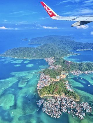 The Most Stunning Seascape in Semporna, Malaysia During the Dragon Boat Festival Holiday